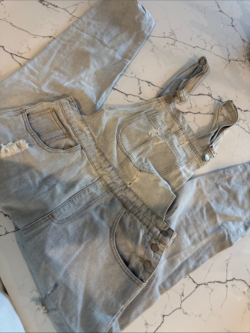 Forever 21 Light Wash Denim Women's Overalls